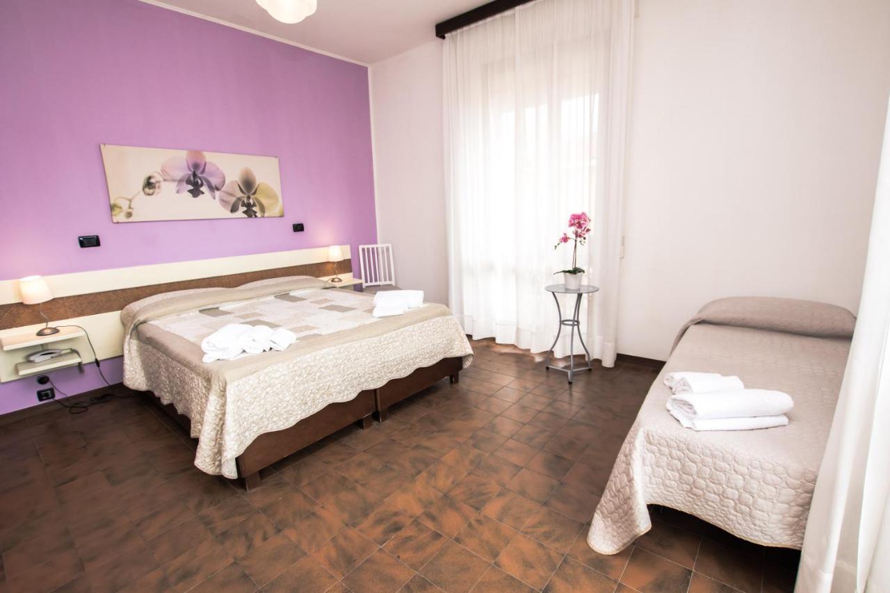 Hotel Giulia Marina di Massa Dış mekan fotoğraf