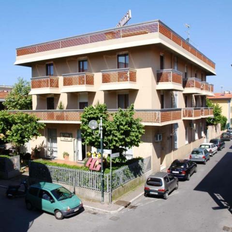 Hotel Giulia Marina di Massa Dış mekan fotoğraf