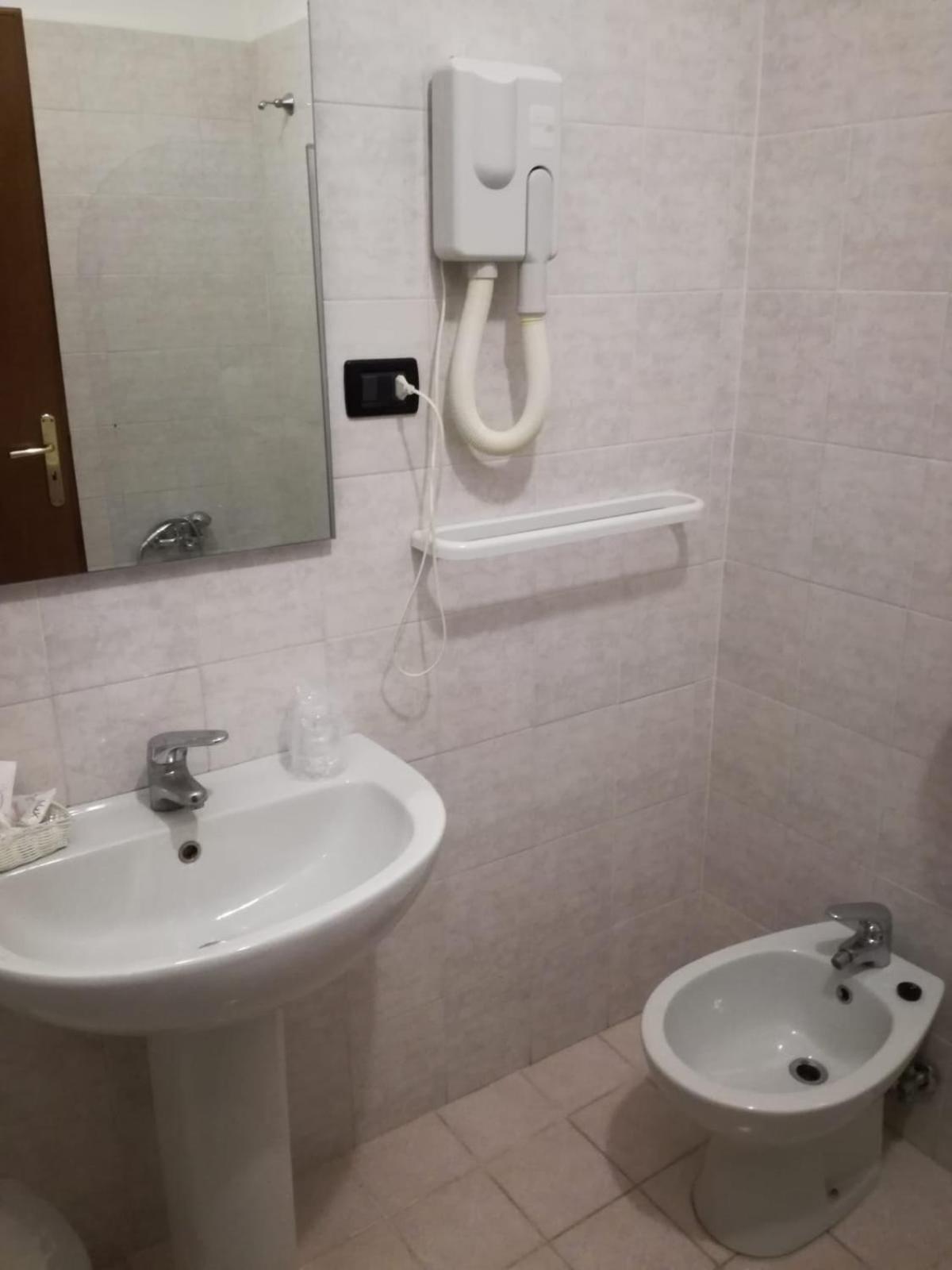 Hotel Giulia Marina di Massa Dış mekan fotoğraf