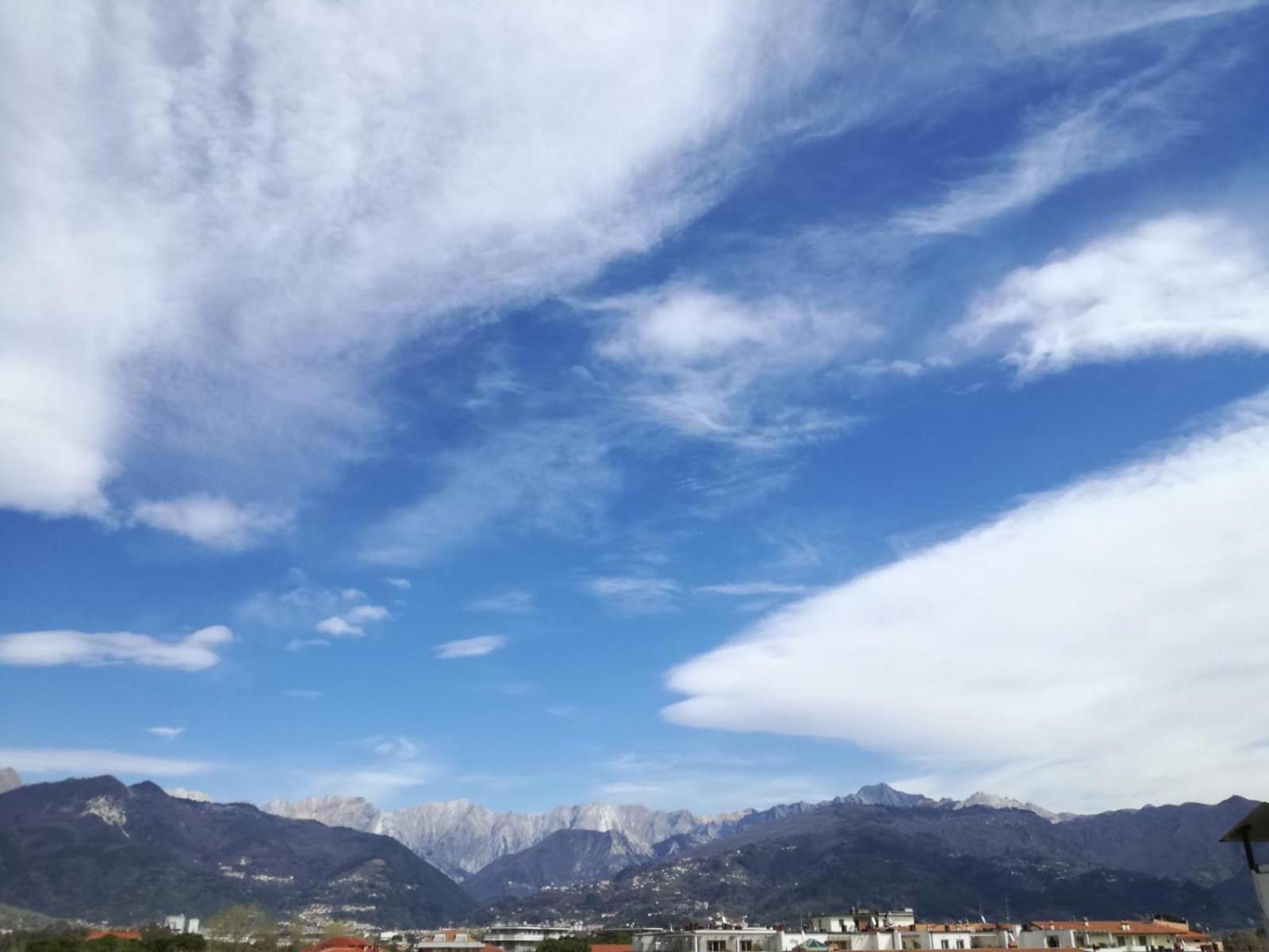 Hotel Giulia Marina di Massa Dış mekan fotoğraf