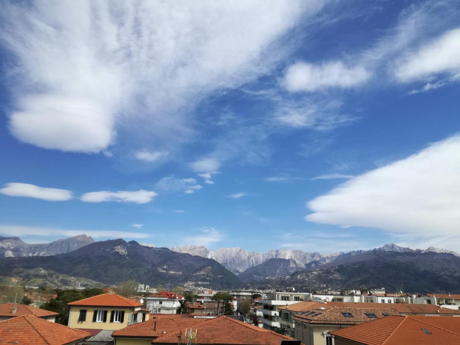 Hotel Giulia Marina di Massa Dış mekan fotoğraf