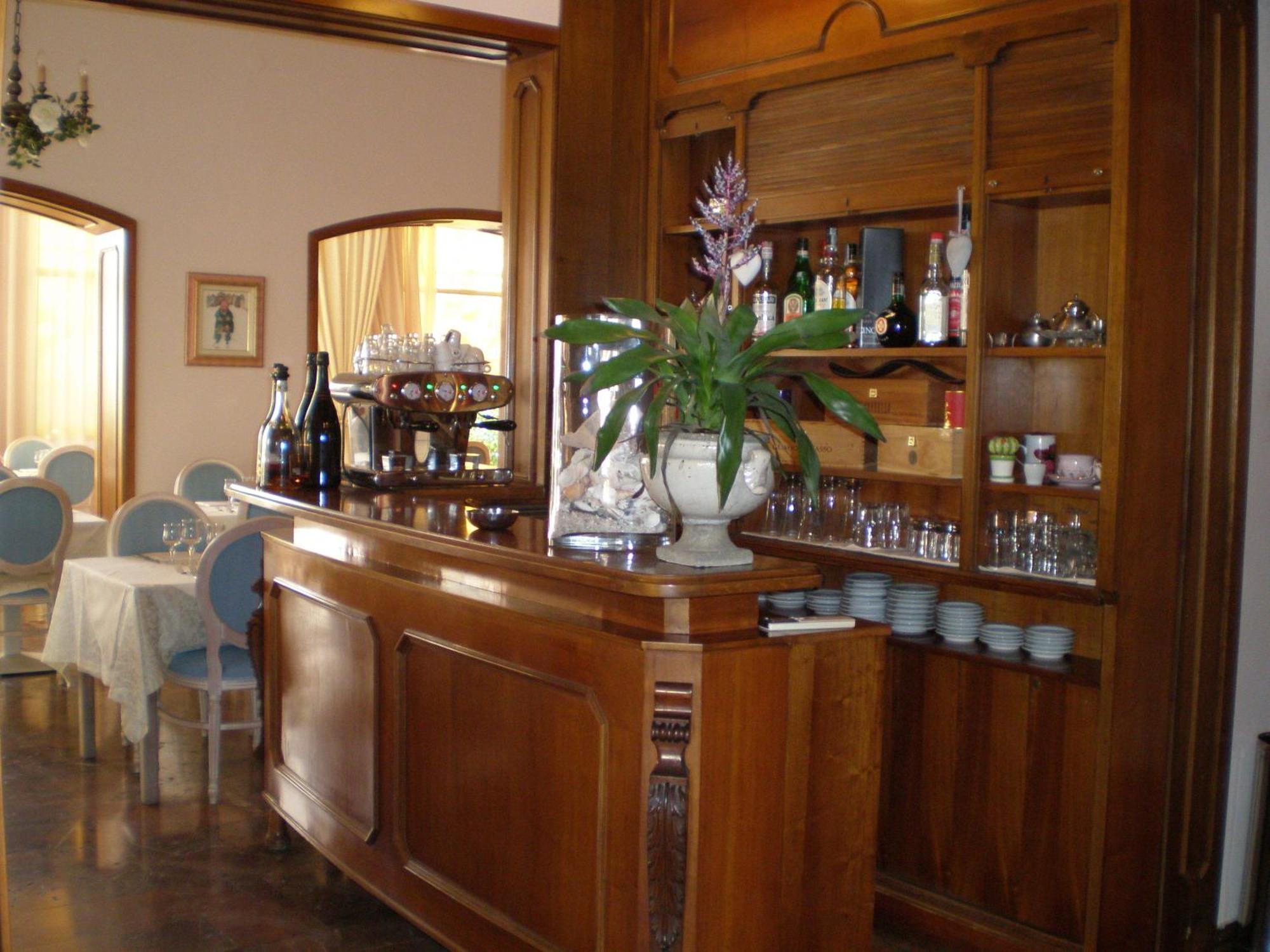 Hotel Giulia Marina di Massa Dış mekan fotoğraf