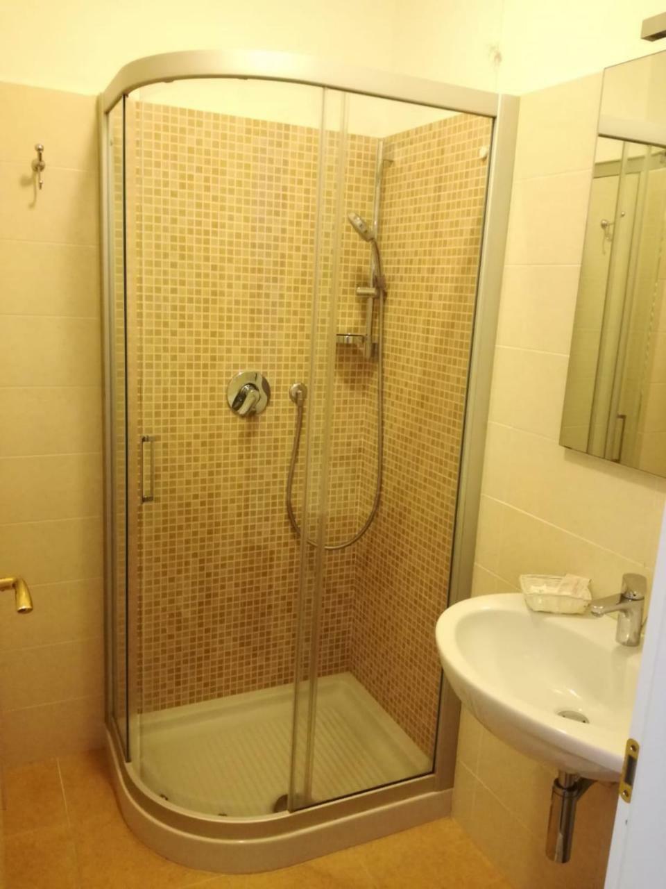 Hotel Giulia Marina di Massa Dış mekan fotoğraf