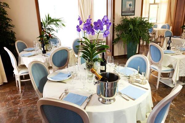 Hotel Giulia Marina di Massa Dış mekan fotoğraf